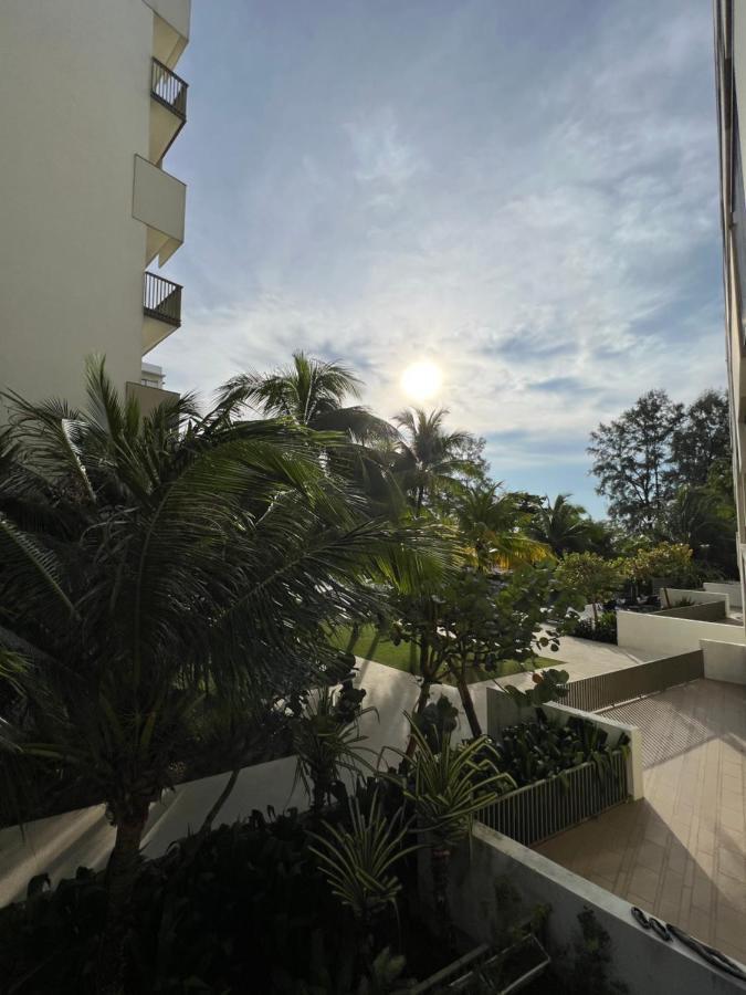 By The Sea Beachfront Designer Penang - Managed By Art Of Tree Apartment